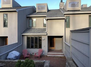 115 Mill Pond UNIT 115, North Andover, MA 01845