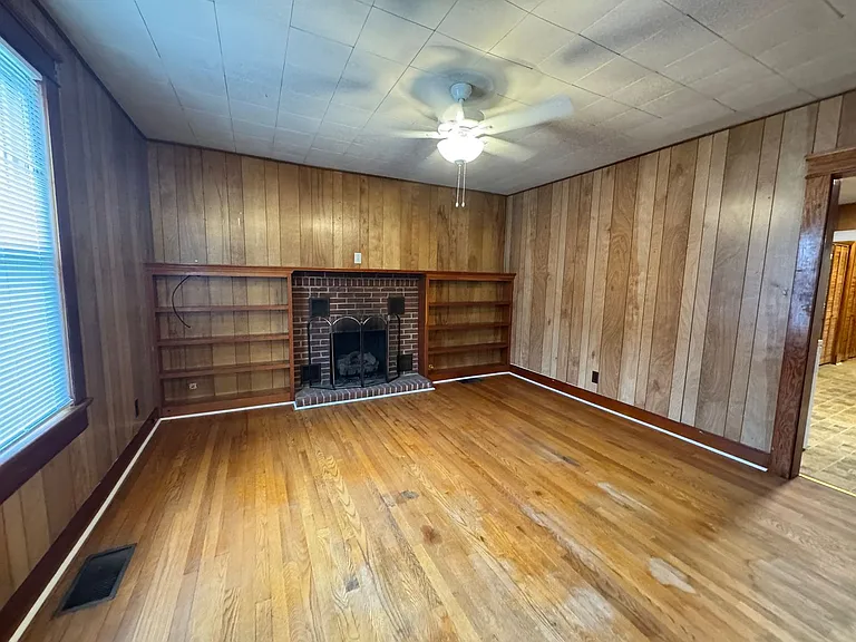 240 Lynbrook Rd — Photo 14