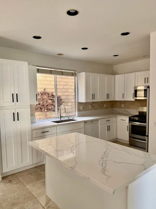 3 bed, 3.0 bath, 1419 sqft, $3,300 — Photo 3