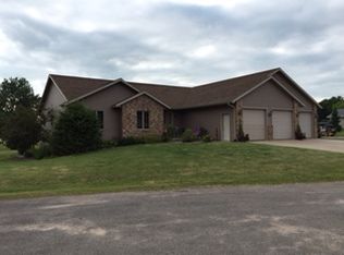 432 Brewster Ct., Edgar, WI 54426