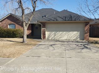 1917 Ironhorse Cir, Norman, OK 73072