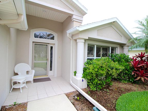 2nd image of 1100 Crystal Creek Dr
