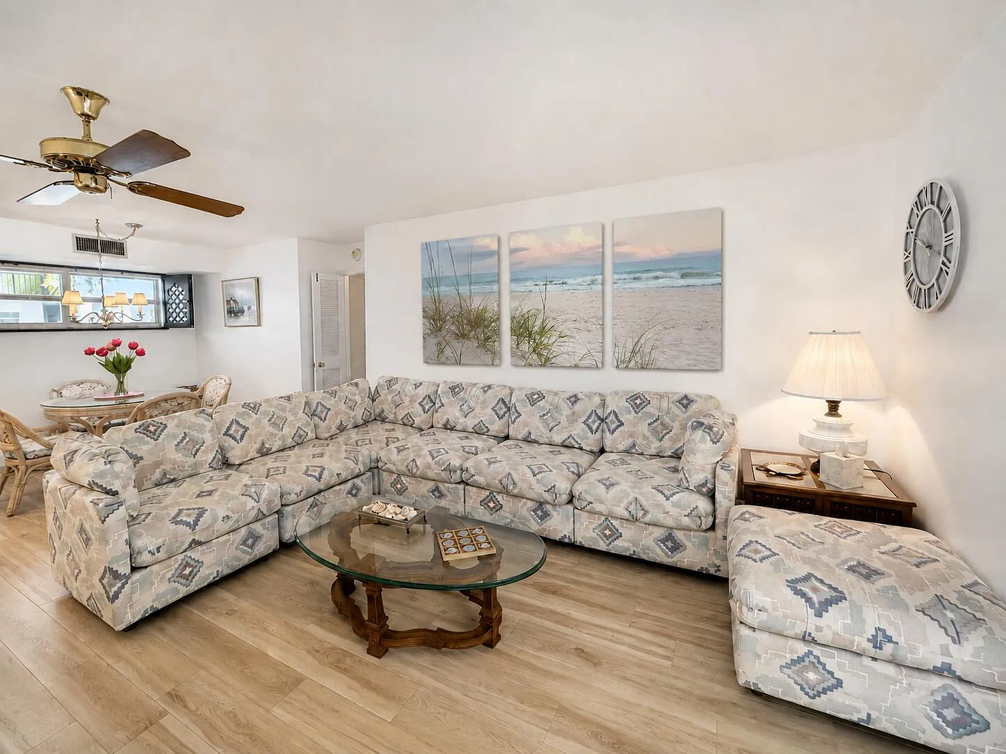 2 bed, 2.0 bath, 1200 sqft, $3,000 — Photo 3