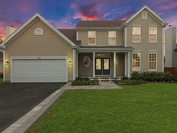 2nd image of 33 Cambridge Dr