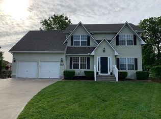 4013 SW Evergreen Ln, Lees Summit, MO 64082