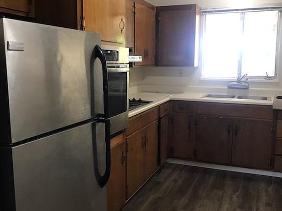 2nd image of 1039 Bismarck Dr