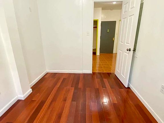 5th image of 41-23 29th St #3X