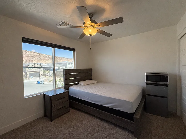 543 S Stewart Creek Cv — Photo 16