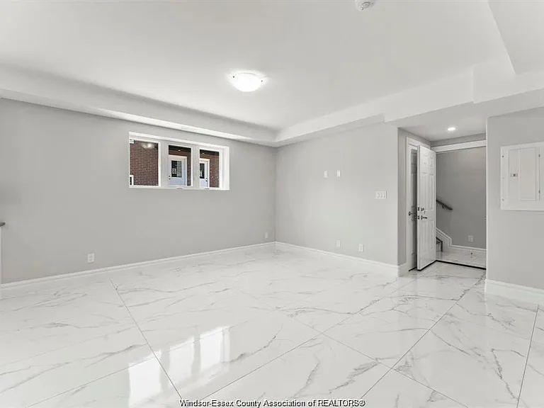 2280 Daytona Ave #C — Photo 13