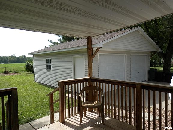 5th image of 158 Lakeview Dr