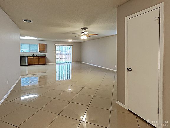4th image of 539 Cantebury Park Ln