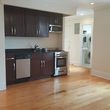5th image of 3 Meserole St APT 27
