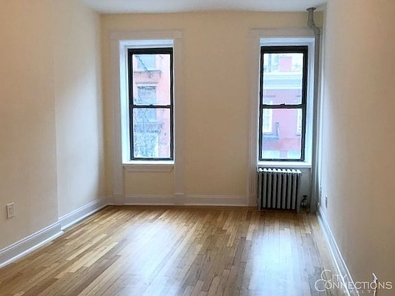 3rd image of 162 W 4th St APT 4