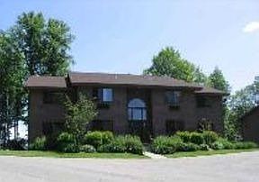 4th image of 733 Maplewood Ln