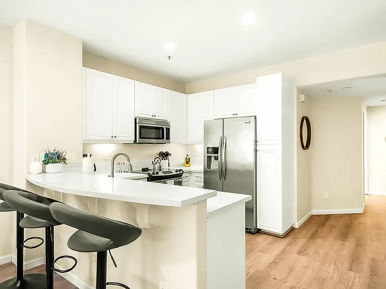350 K St #416 — Photo 6