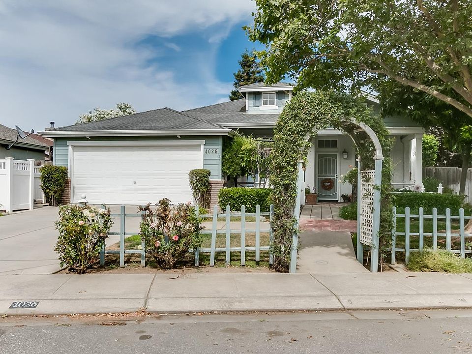 2nd image of 4026 Veranda Way