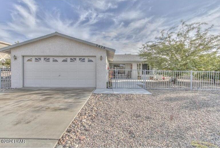 1st image of 3020 Curtis Dr