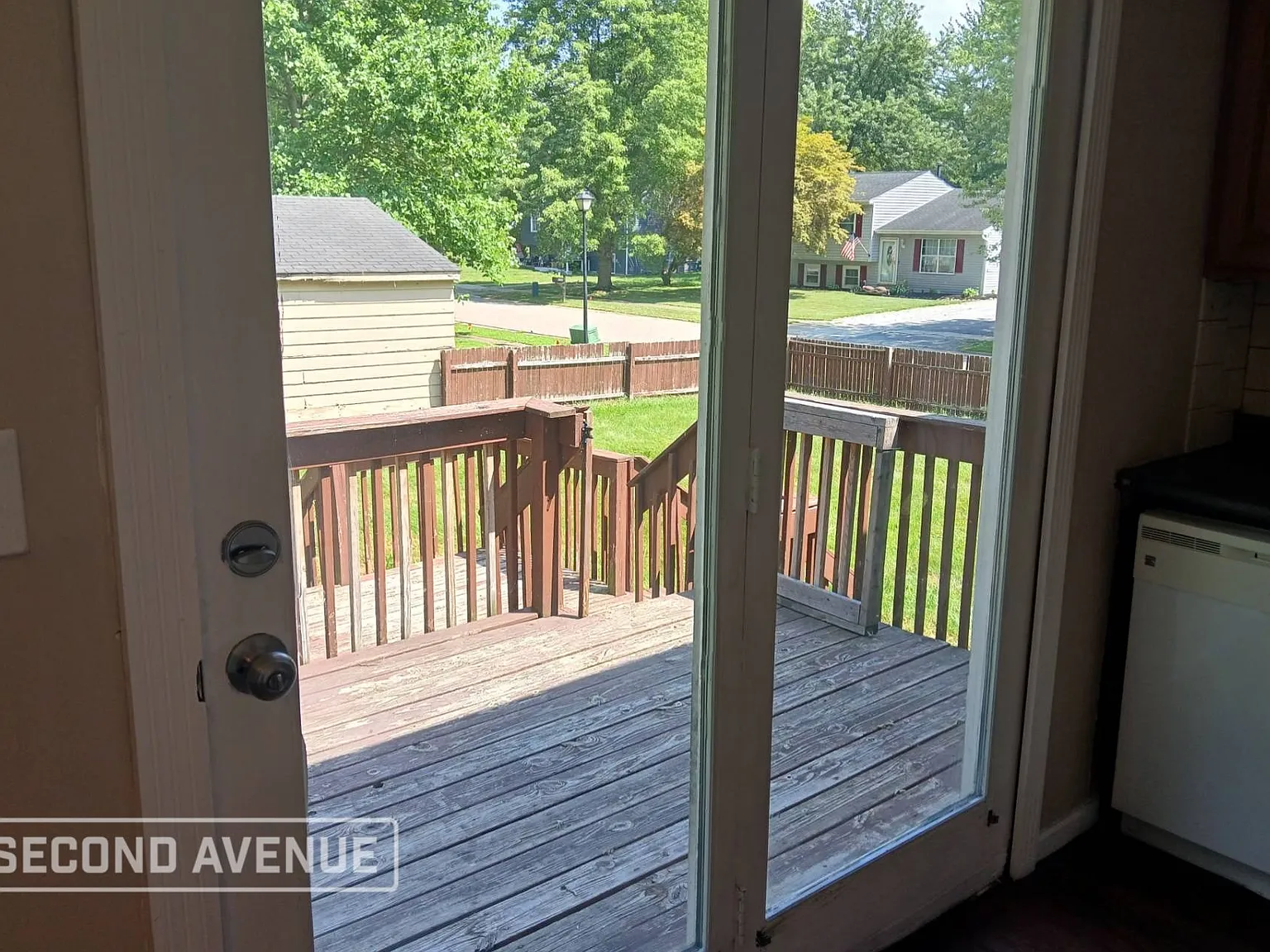 3 bed, 2.0 bath, 1788 sqft, $1,495 — Photo 3