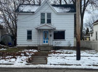 405 Oak St, Dowagiac, MI 49047