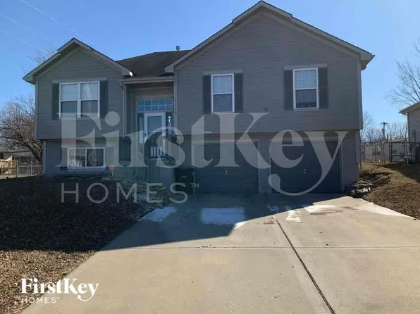 7719 E 165th St, Belton, MO 64012