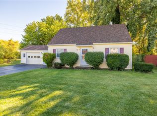 72 Mac Arthur Rd, Rochester, NY 14615