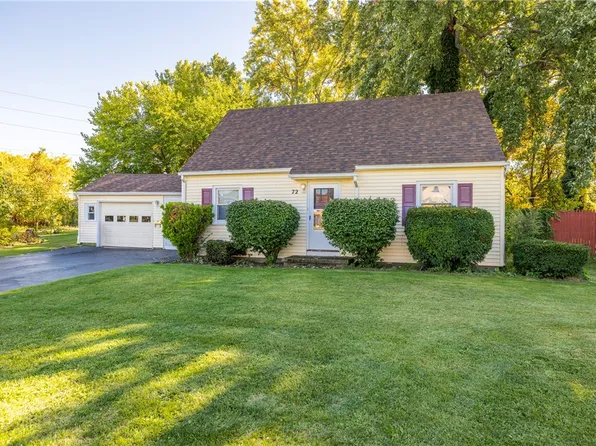 72 Mac Arthur Rd, Rochester, NY 14615