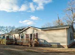 10907 SW River Valley Rd, Augusta, KS 67010