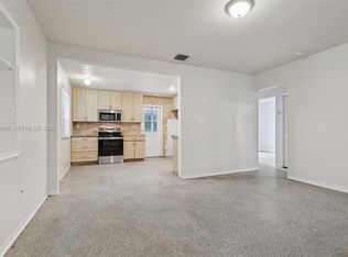 1213 NE 13th St, Fort Lauderdale, FL 33304