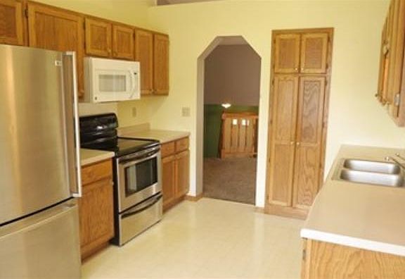 4th image of 9161 Sierra Rd