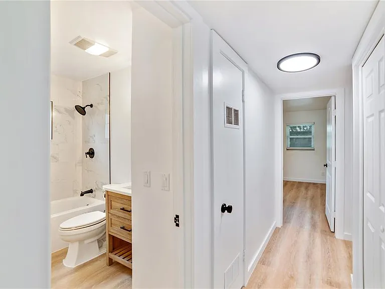 4413 W Rogers Ave — Photo 14