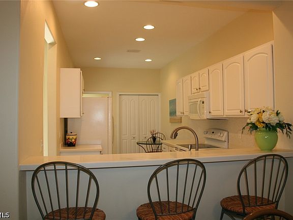 5th image of 3600 Rue Alec Loop Unit 4