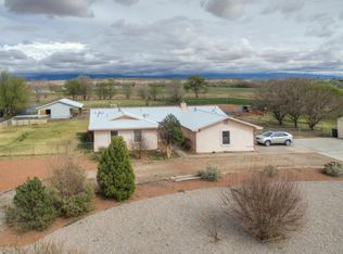 21 Berry Hill Farms Rd, Los Lunas, NM 87031