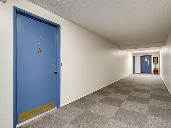 5th image of 306 NE 85th St Unit N