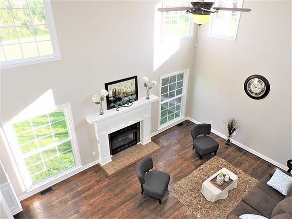 2nd image of 629 Red Oak Plantation Dr