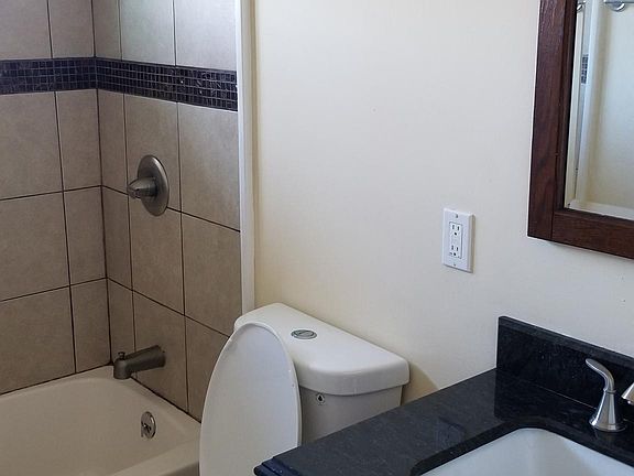 4th image of 373 Stone Mountain St APT A4