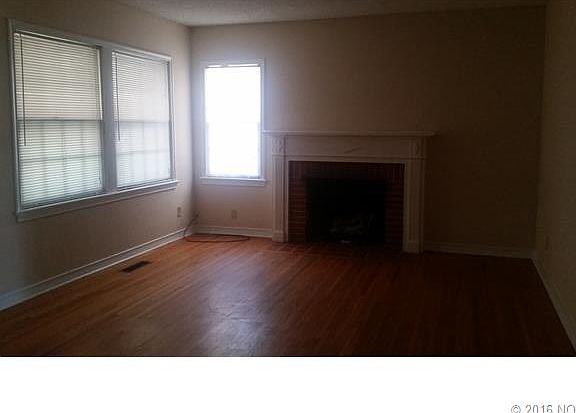 3rd image of 1141 S Vandalia Ave