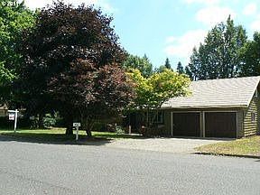 2nd image of 11105 NE 96th St