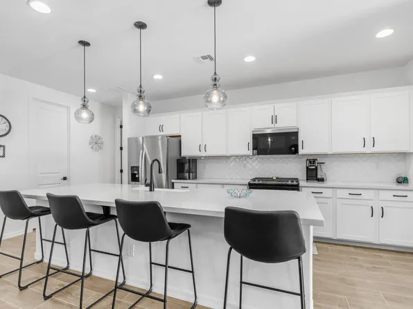 11989 S 173RD Lane, Goodyear, AZ 85338