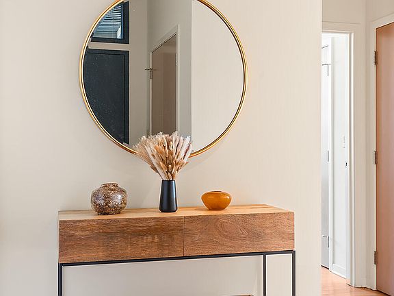 2nd image of 361 Robinson St Unit 326