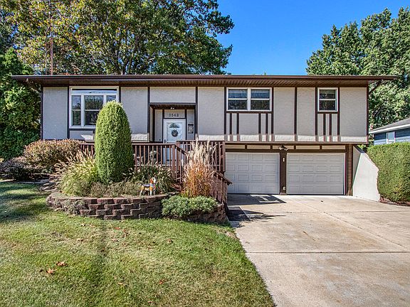5th image of 3542 Royal Crest Dr