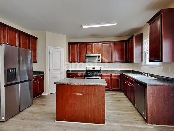 3rd image of 4401 Quinton Hill Ct