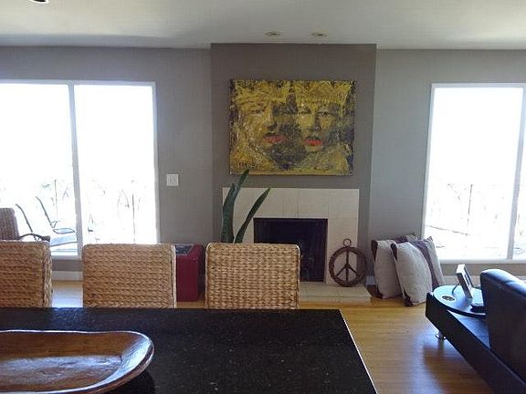 3rd image of 160 Graystone Ter APT 6