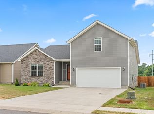 386 Pinkston Ct, Clarksville, TN 37040