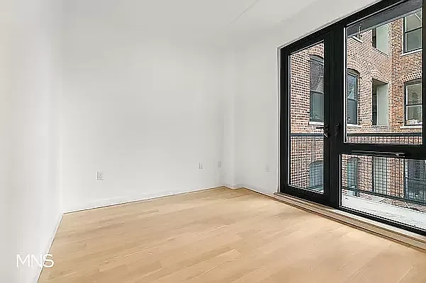 583 Lorimer St #3R — Photo 6