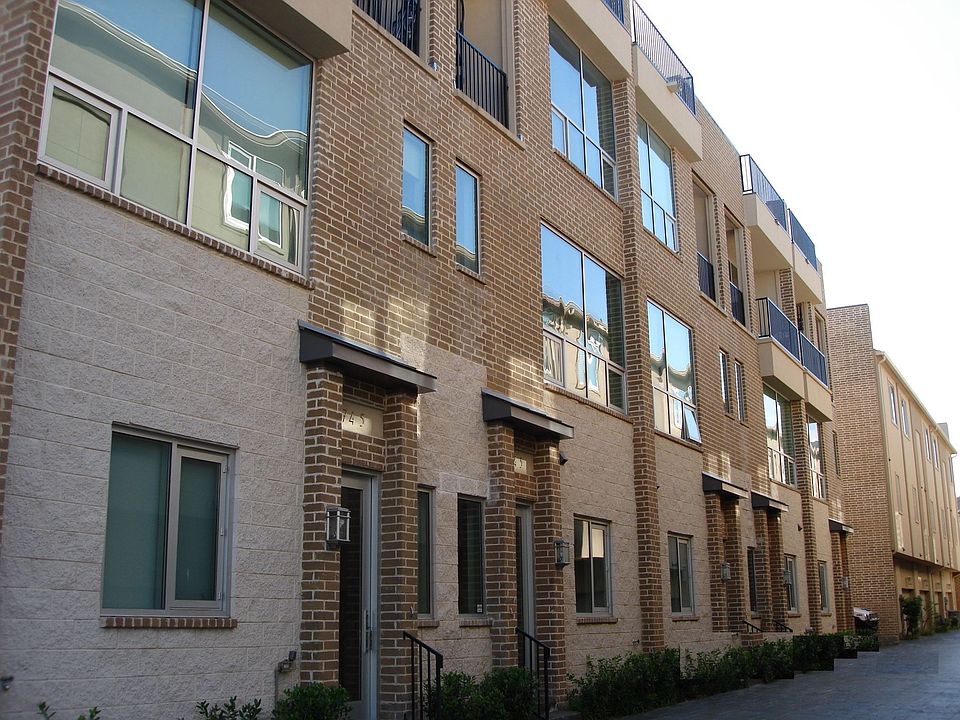 Outside View - 741 Cannen John - 3Bedroom/3.5bath with Rooftop Deck