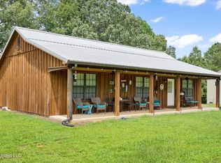 661 Upton Rd, Pope, MS 38658