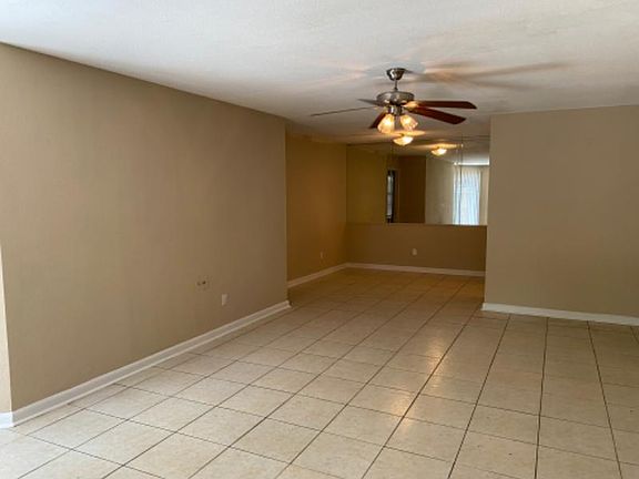 2nd image of 9797 Leawood Blvd APT 405