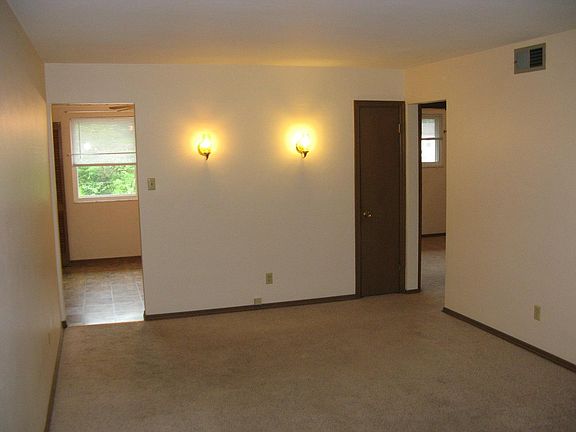 Living Roompic1