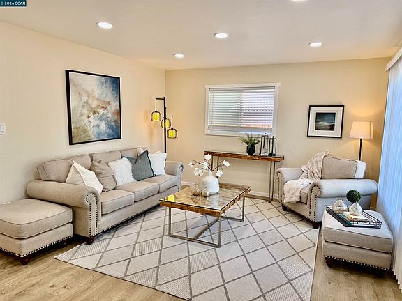 2nd image of 355 Lofas Pl