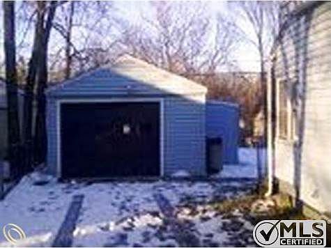 garage.jpg